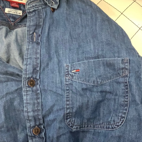 Tommy shirt size L - Picture 5 of 6